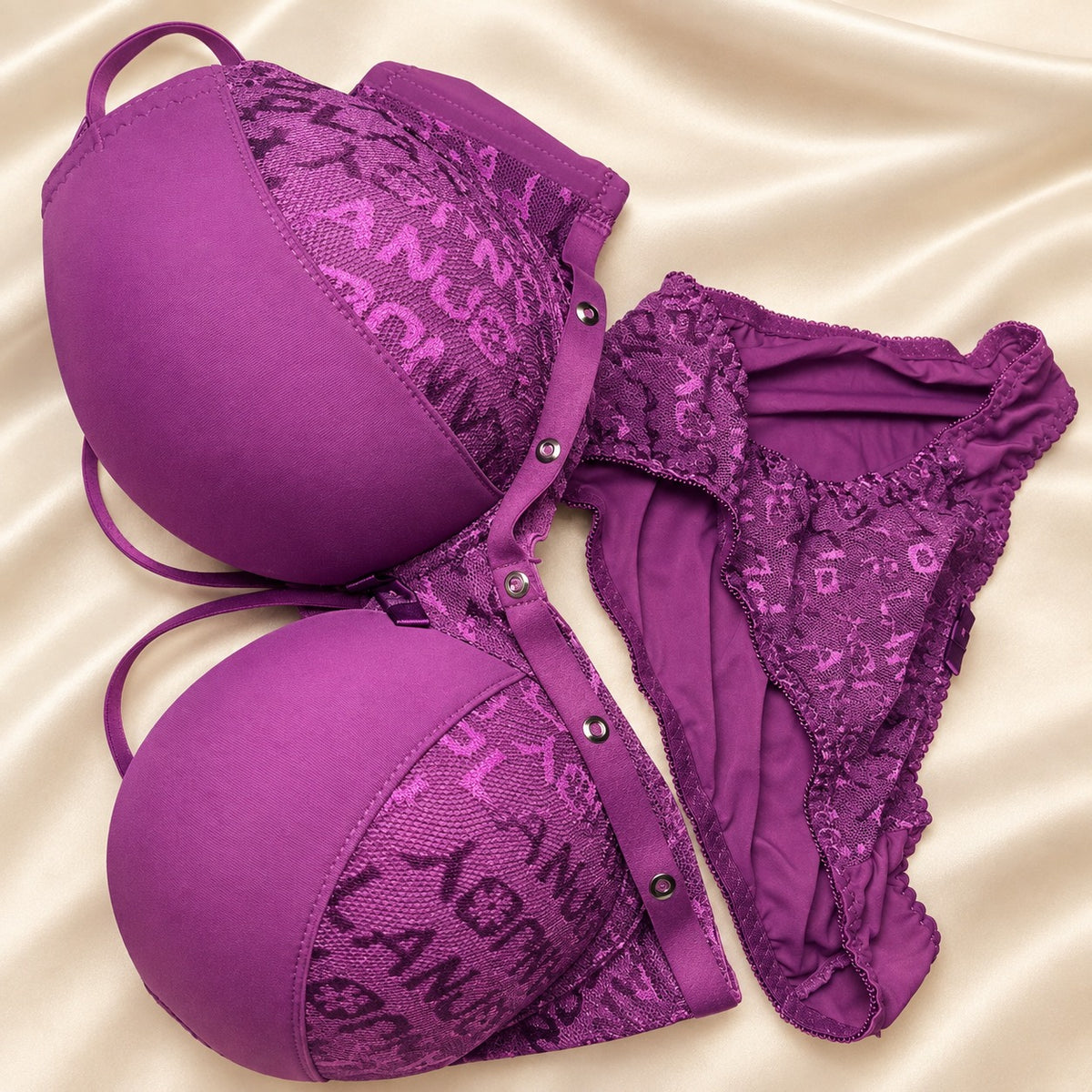 Everyday Comfort Patterned Support Set